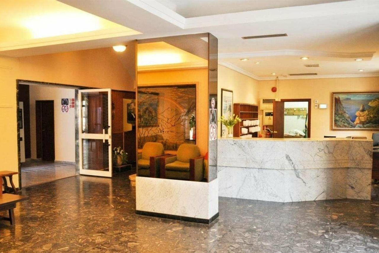 Hotel Iris - Only Adults El Arenal  Bagian luar foto